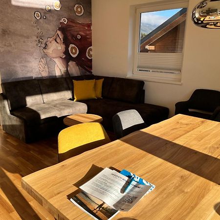 Apartments Schluga 헤르마고 외부 사진