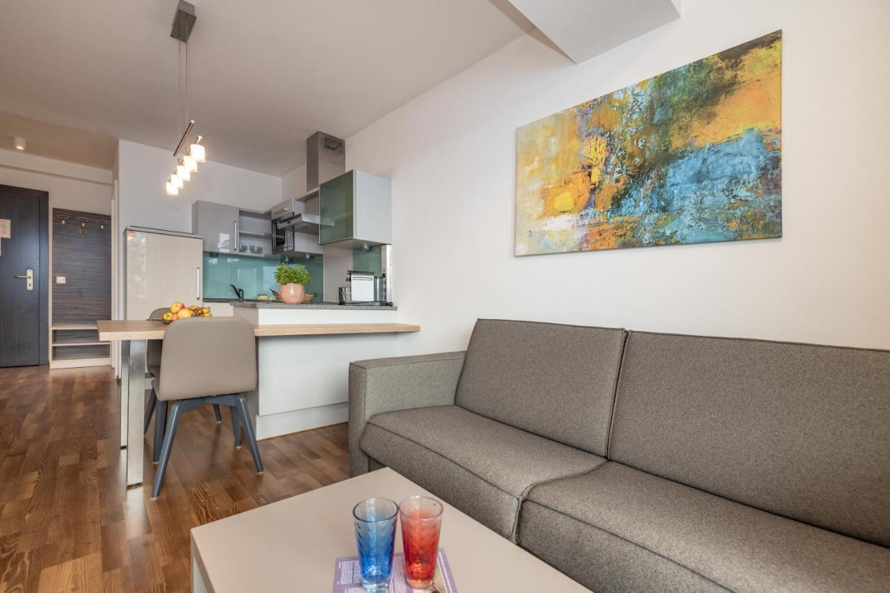 Apartments Schluga 헤르마고 외부 사진