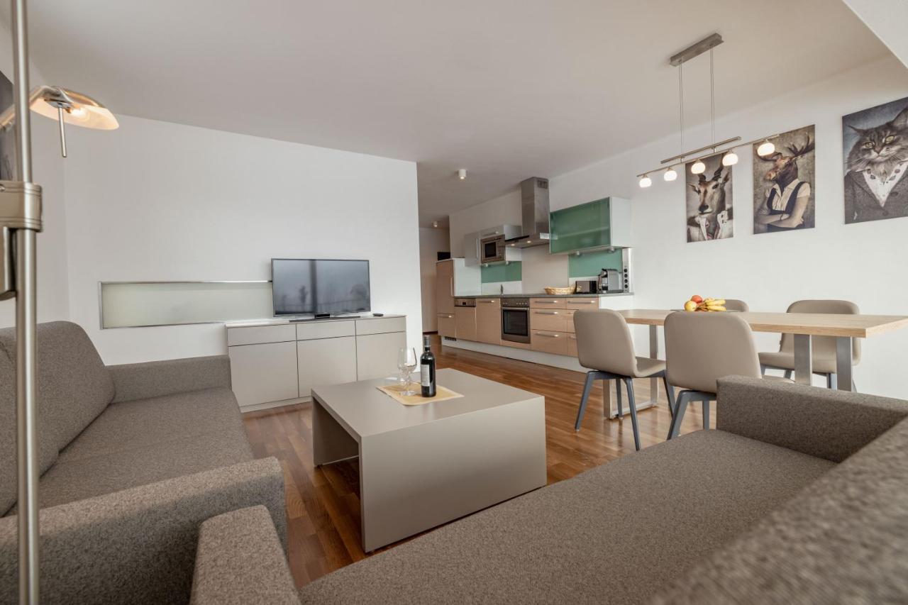Apartments Schluga 헤르마고 외부 사진