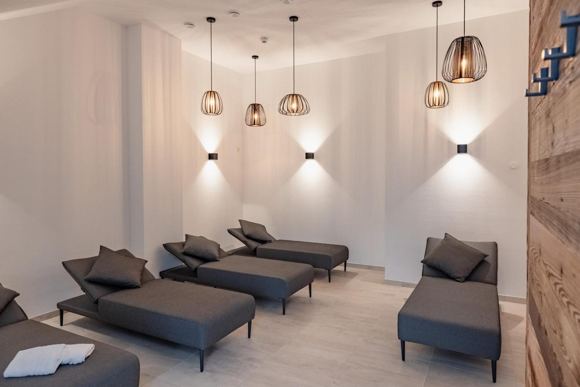 Apartments Schluga 헤르마고 외부 사진